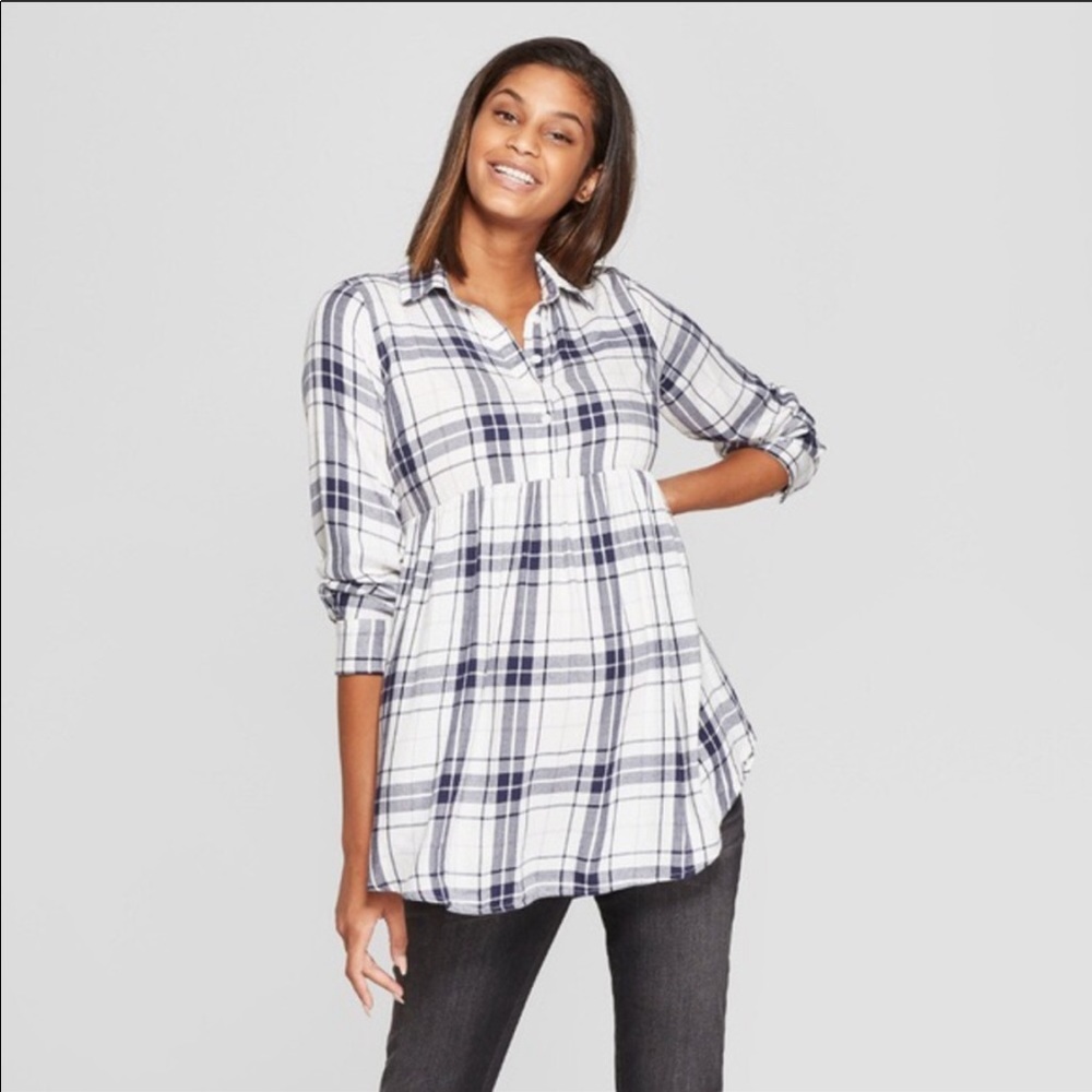 Soft plaid maternity shirt. Isabel Maternity